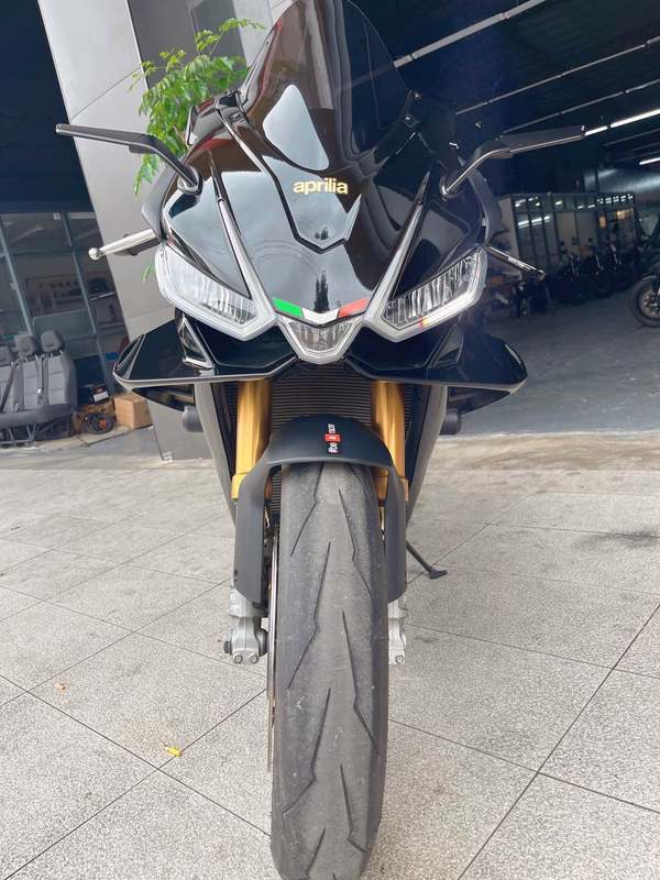 二手阿普利亚RSV4