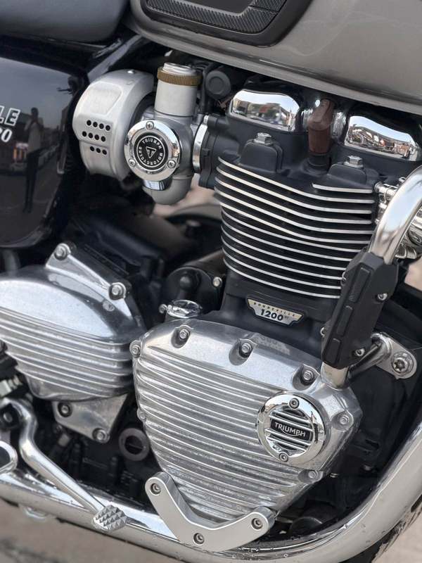 二手凯旋Bonneville T120