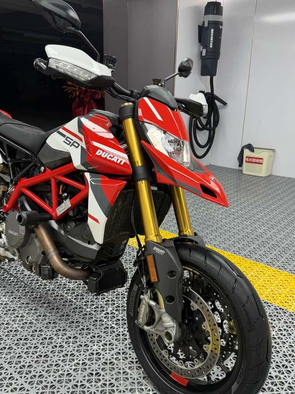 二手杜卡迪Hypermotard 950
