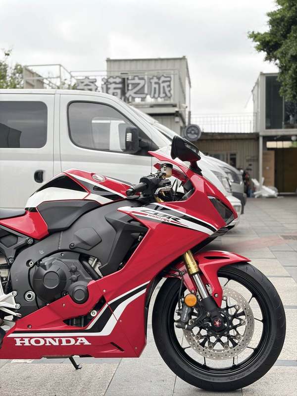 二手本田CBR 1000 RR