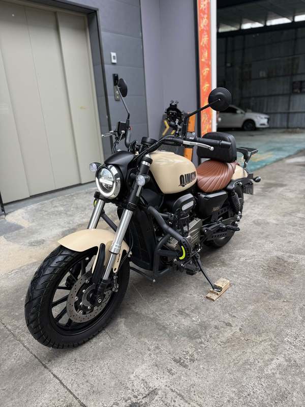 二手QJMOTOR闪300
