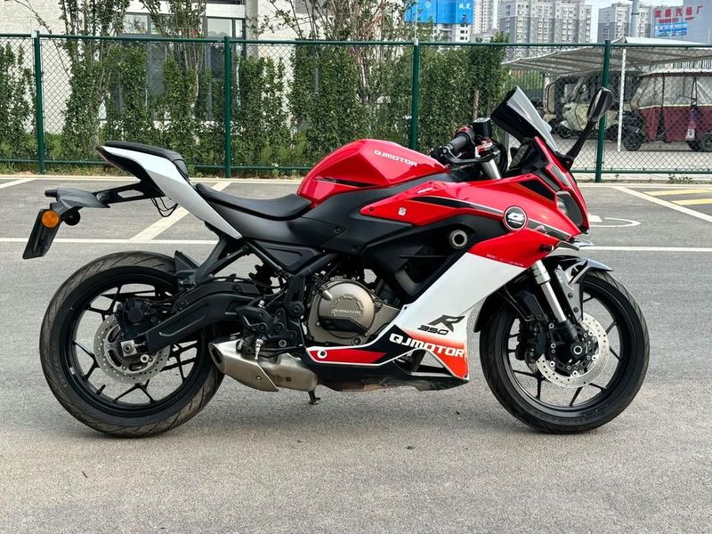 二手QJMOTOR赛350
