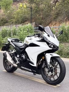 二手本田CBR400R