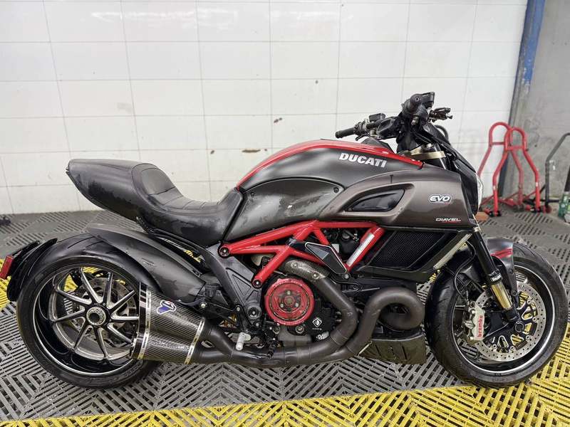 二手杜卡迪Diavel 