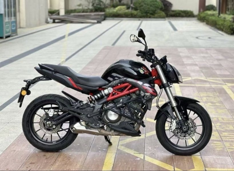 二手贝纳利蓝宝龙 BN302S