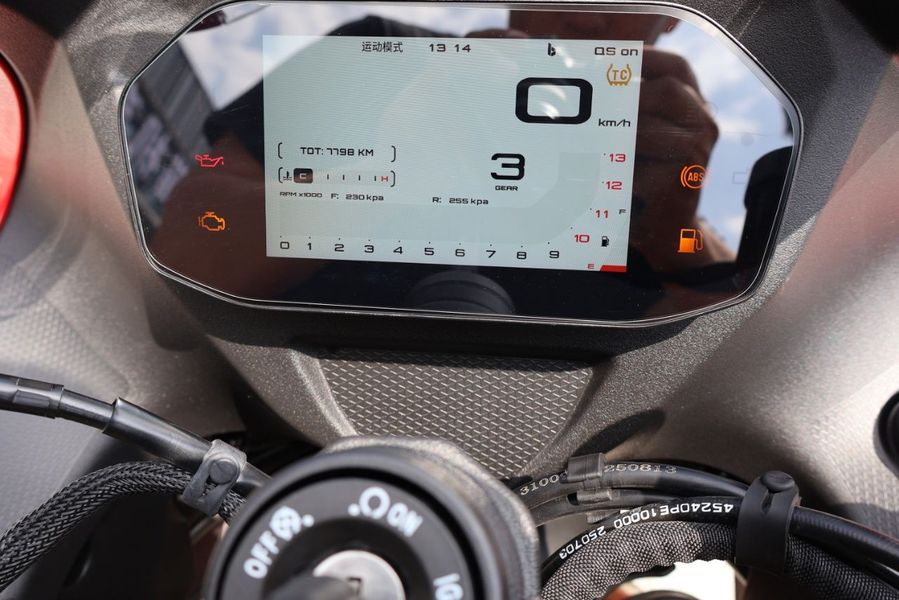 二手QJMOTOR赛800