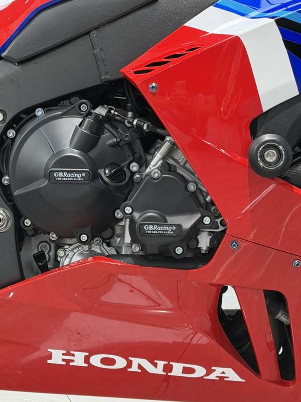 二手本田CBR 1000 RR-R
