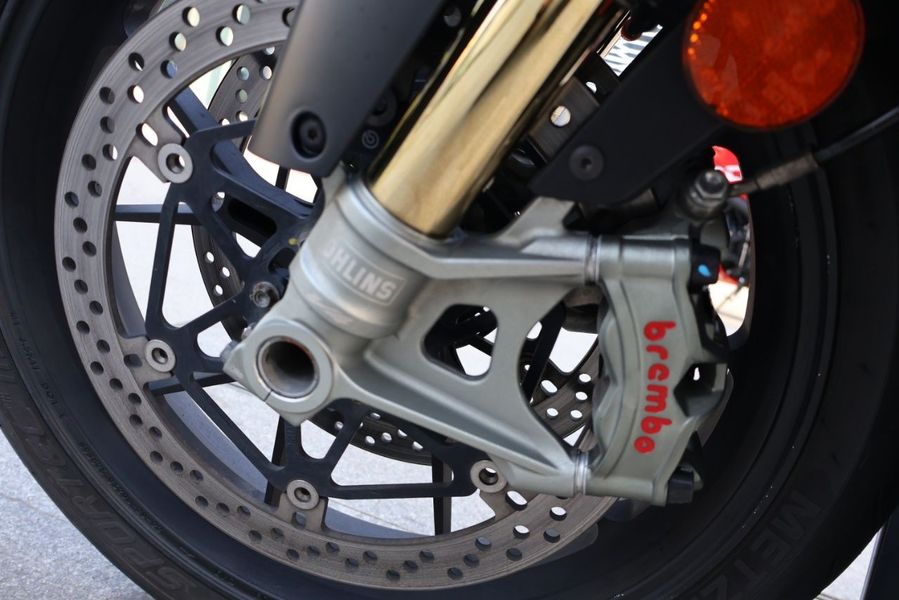 二手阿普利亚RSV4