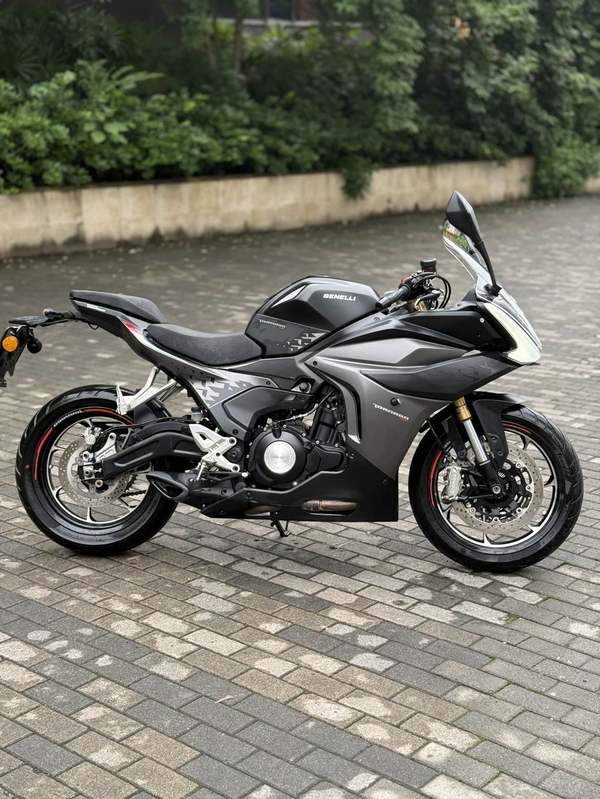 二手贝纳利龙卷风 Tornado 552R