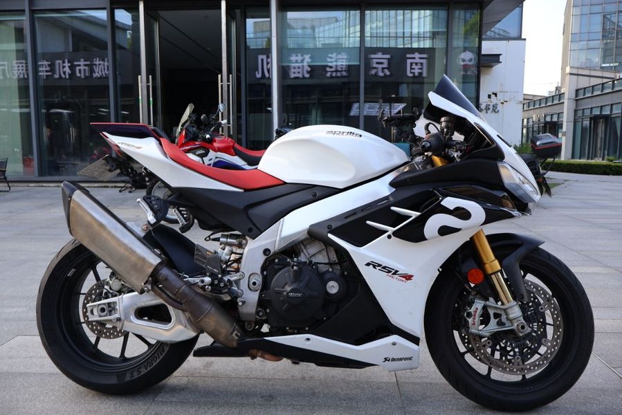二手阿普利亚RSV4