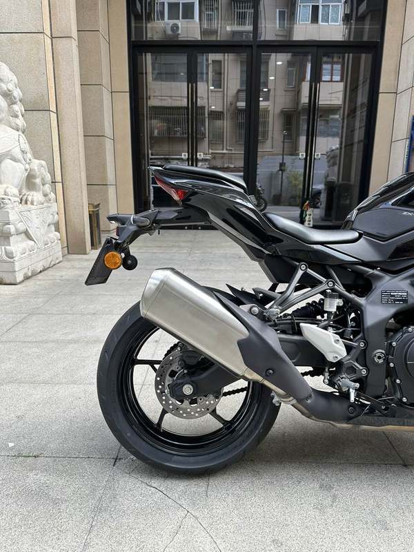 二手川崎ZX-4R