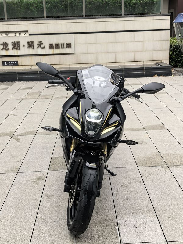 二手贝纳利龙卷风 Tornado 302R