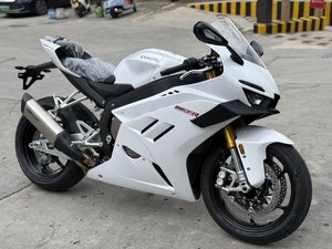 二手张雪机车820RR