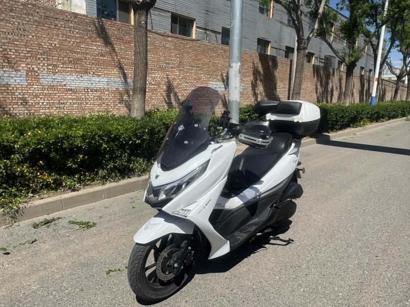 二手豪爵UHR150