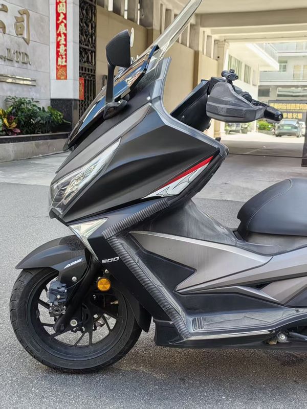 二手大阳V锐 300T