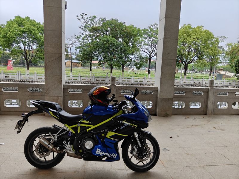 二手贝纳利龙卷风 Tornado 302R