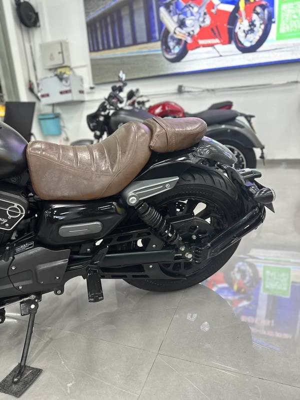 二手庄威V400