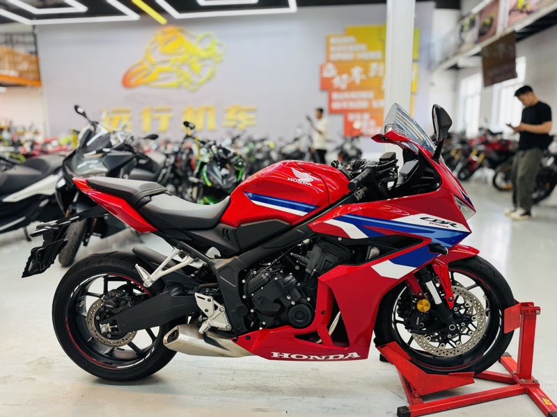 二手本田CBR650R