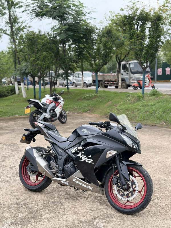 二手川崎Ninja 250