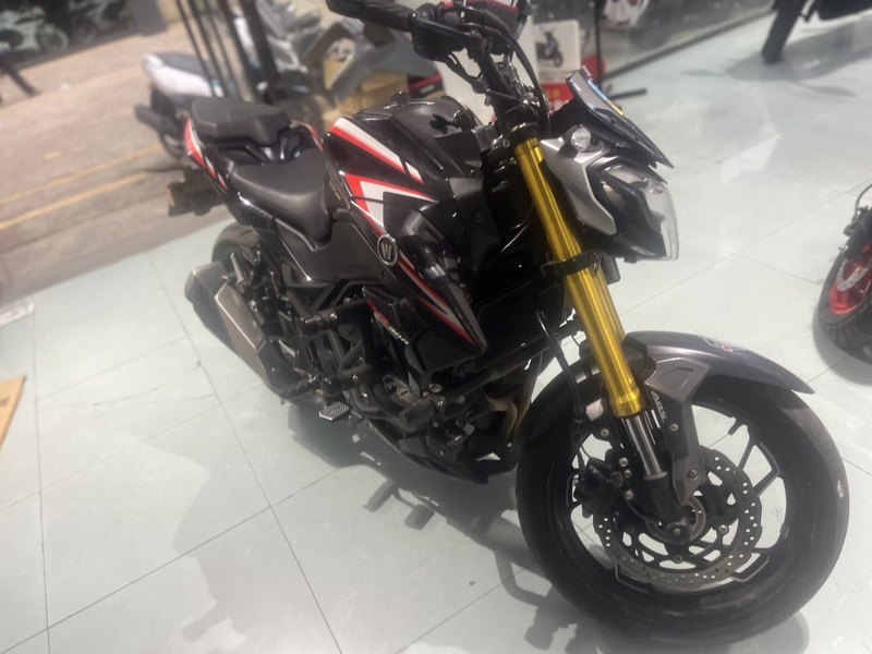 二手豪爵DR300