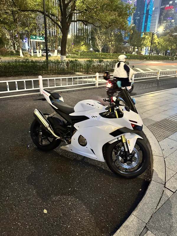 二手张雪机车500RR
