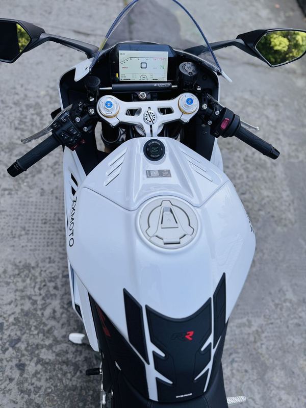 二手张雪机车820RR