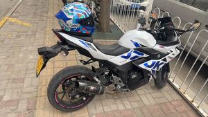 二手豪爵铃木GSX250R