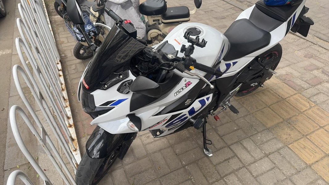 二手豪爵铃木GSX250R