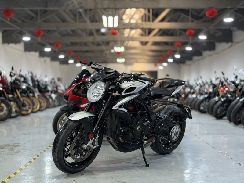 二手奥古斯塔Dragster 800