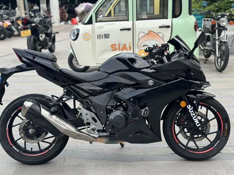 二手豪爵铃木GSX250R