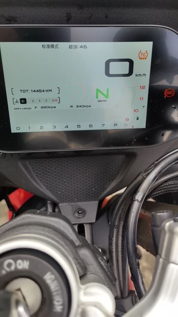 二手QJMOTOR赛800