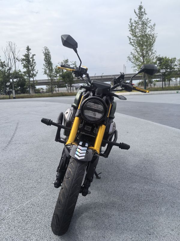 二手东方V8