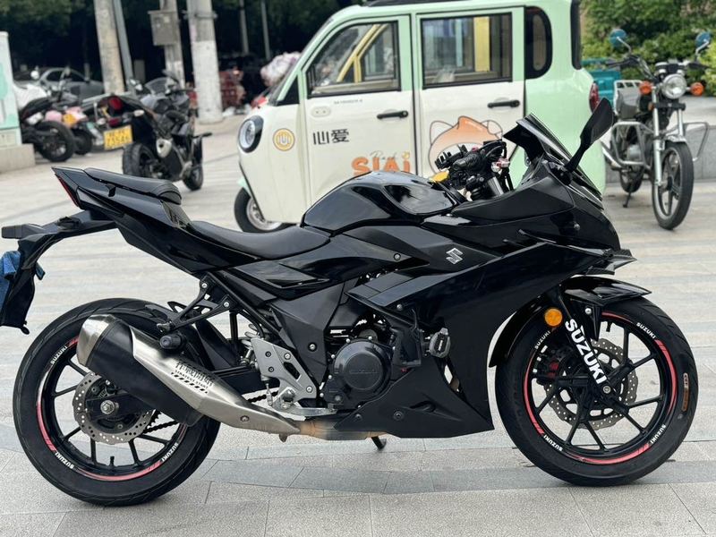 二手豪爵铃木GSX250R