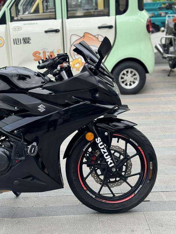 二手豪爵铃木GSX250R