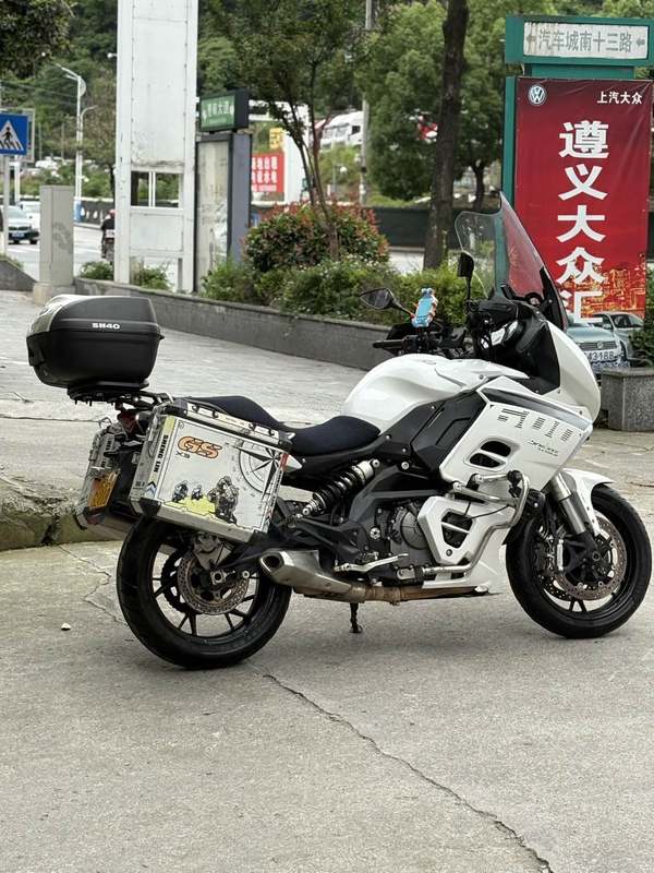 二手贝纳利600GC