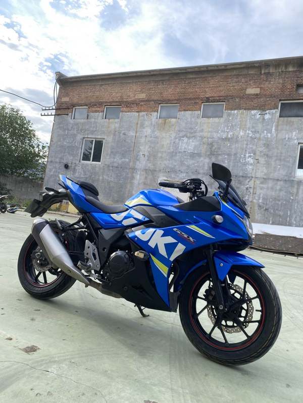 二手豪爵铃木GSX250R