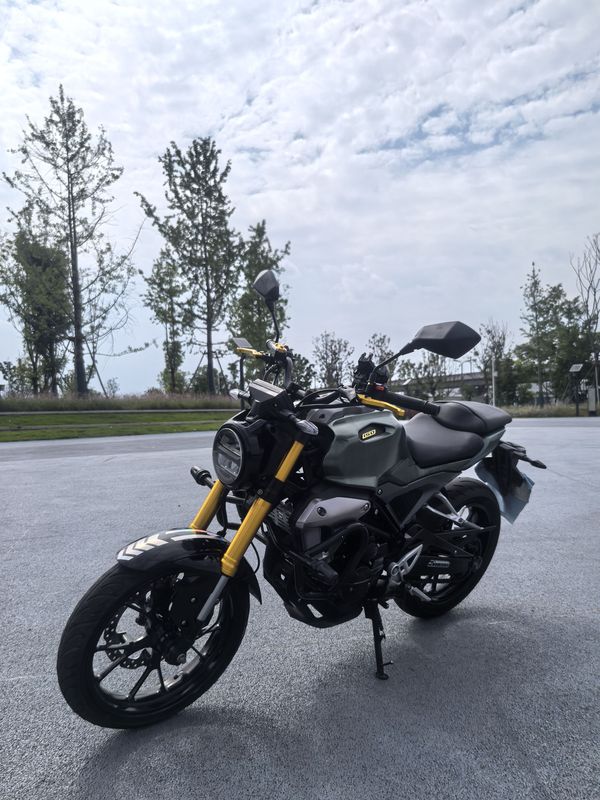 二手东方V8