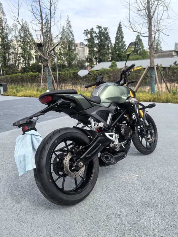 二手东方V8