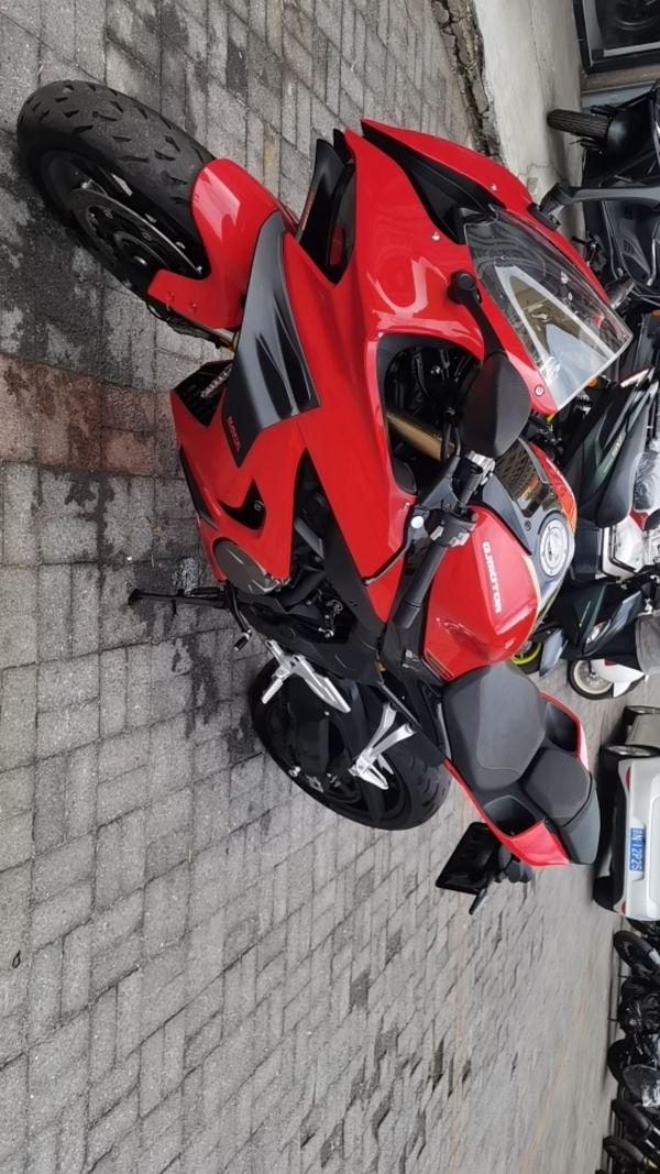 二手QJMOTOR赛800