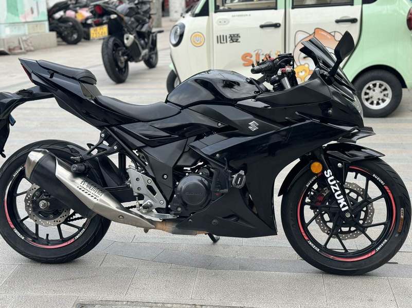 二手豪爵铃木GSX250R