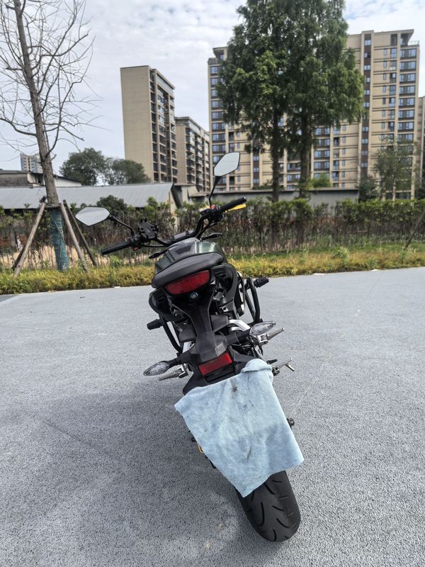 二手东方V8