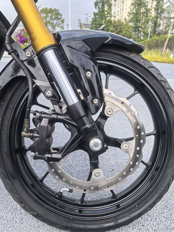 二手东方V8