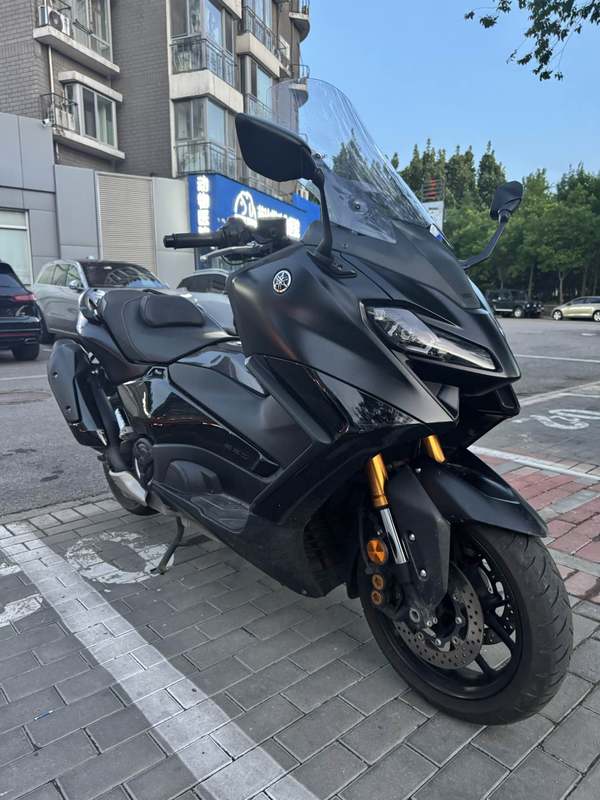 二手雅马哈TMAX