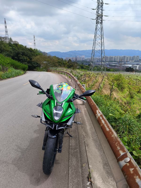 二手贝纳利龙卷风 Tornado 252R