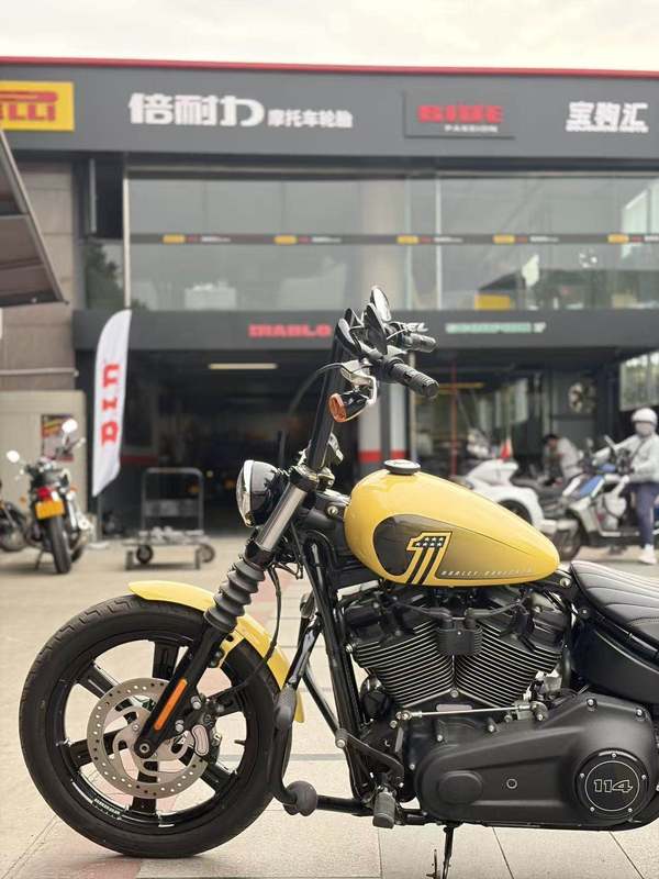 二手哈雷戴维森街霸 Street Bob
