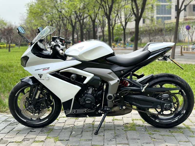 二手凯旋Daytona 660