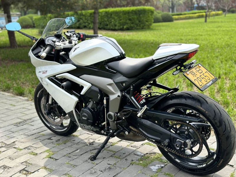 二手凯旋Daytona 660