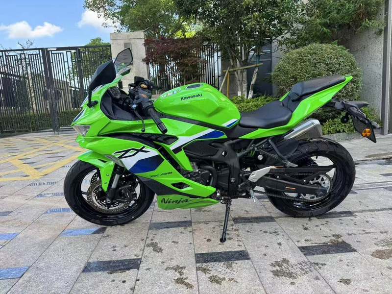二手川崎ZX-4R