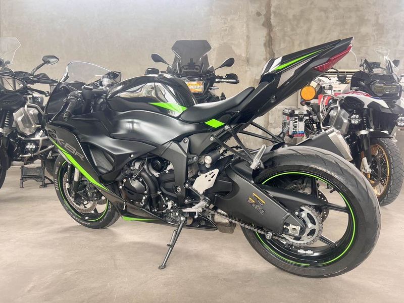 二手川崎Ninja ZX-6R 