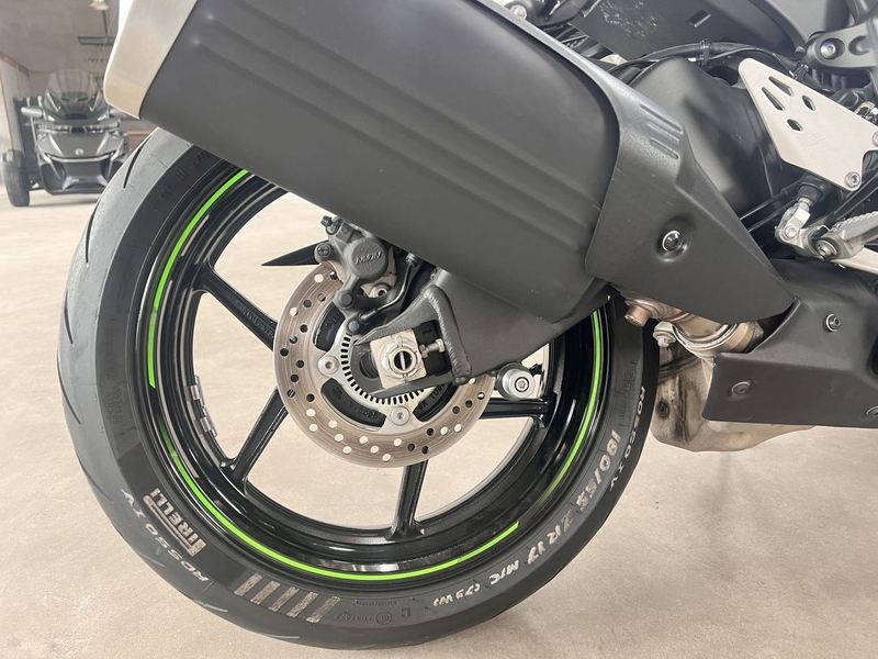 二手川崎Ninja ZX-6R 